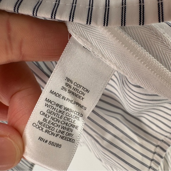 NWT Express Blouse Womens Blue Striped Off The Shoulder Puff Sleeve Surplice M - Picture 4 of 8